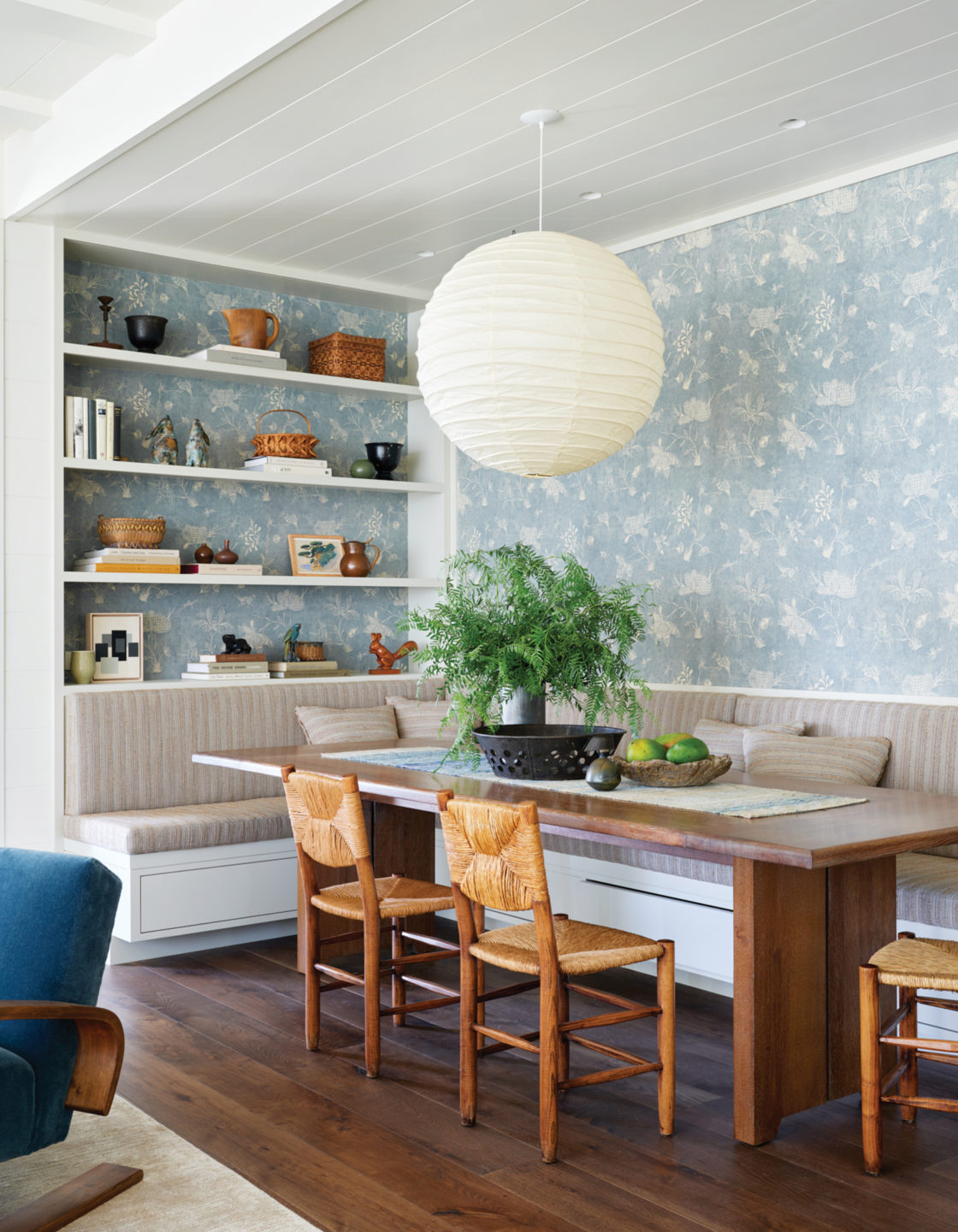 Robbins-Architecture-Making-Waves-Dining