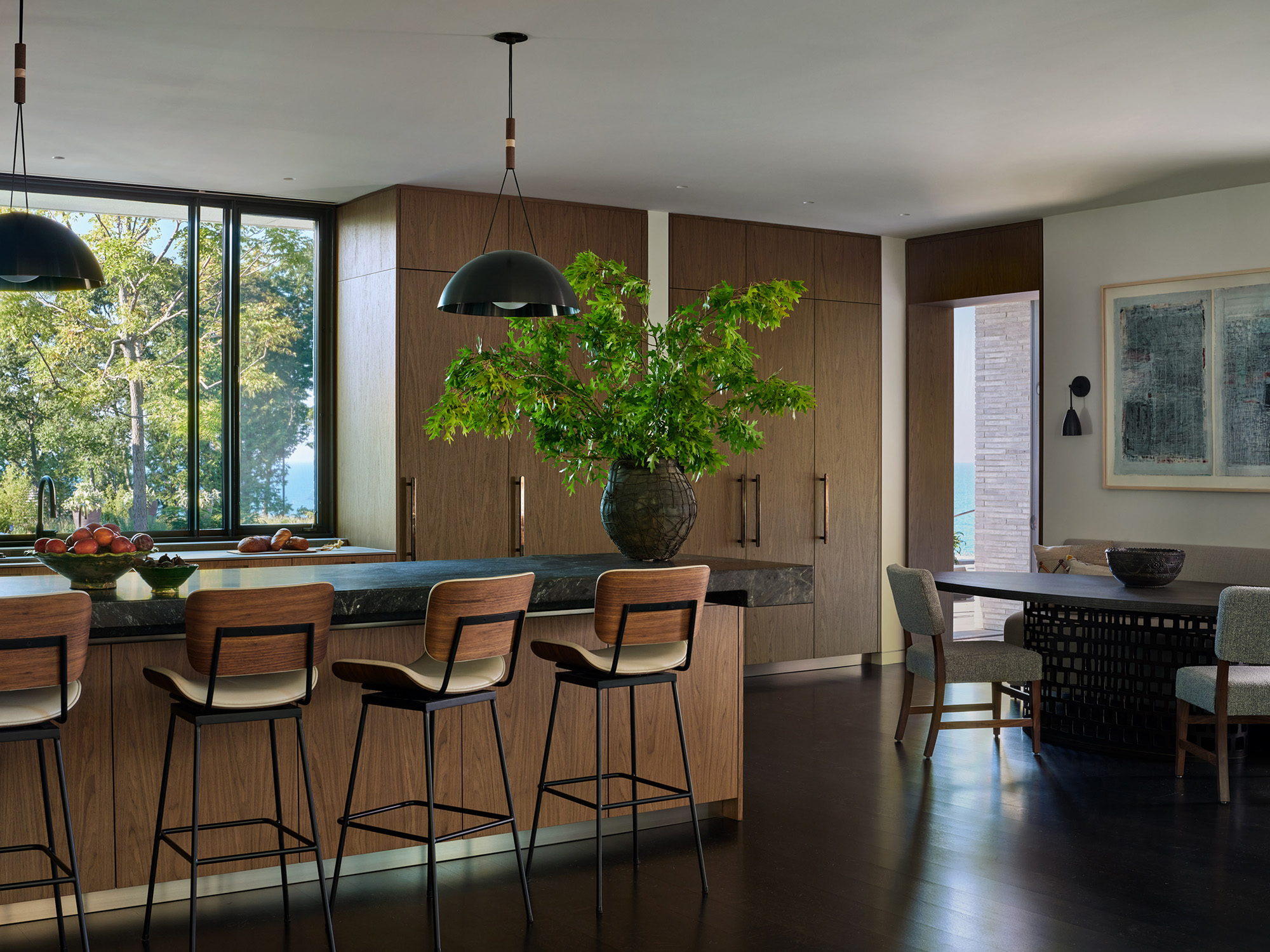 Robbins-Architecture-Project-Shoreline-Reflections-Kitchen-Breakfast-Nook