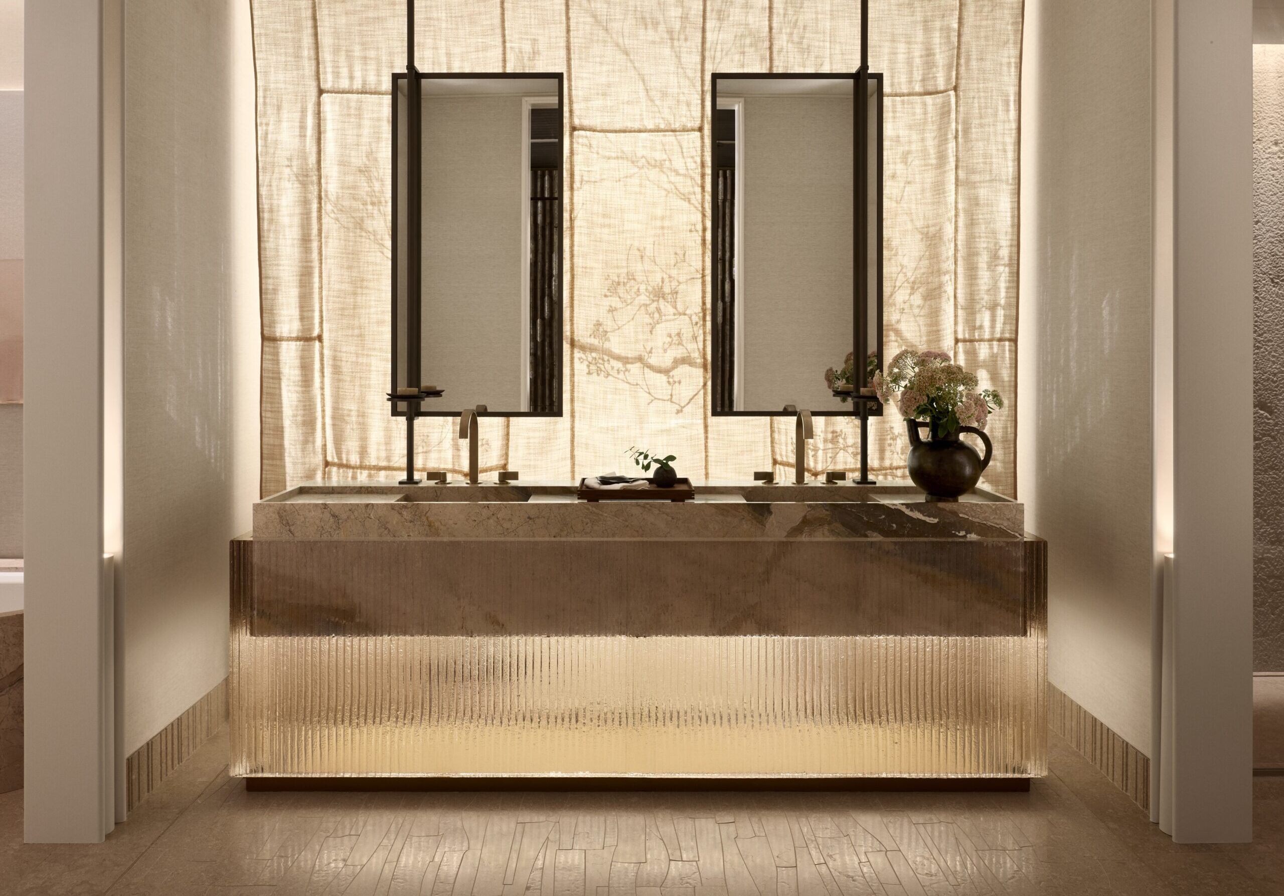 Robbins-Architecture-Kips-Bay-Showhouse-New-York-Kasumi-Double-Vanity