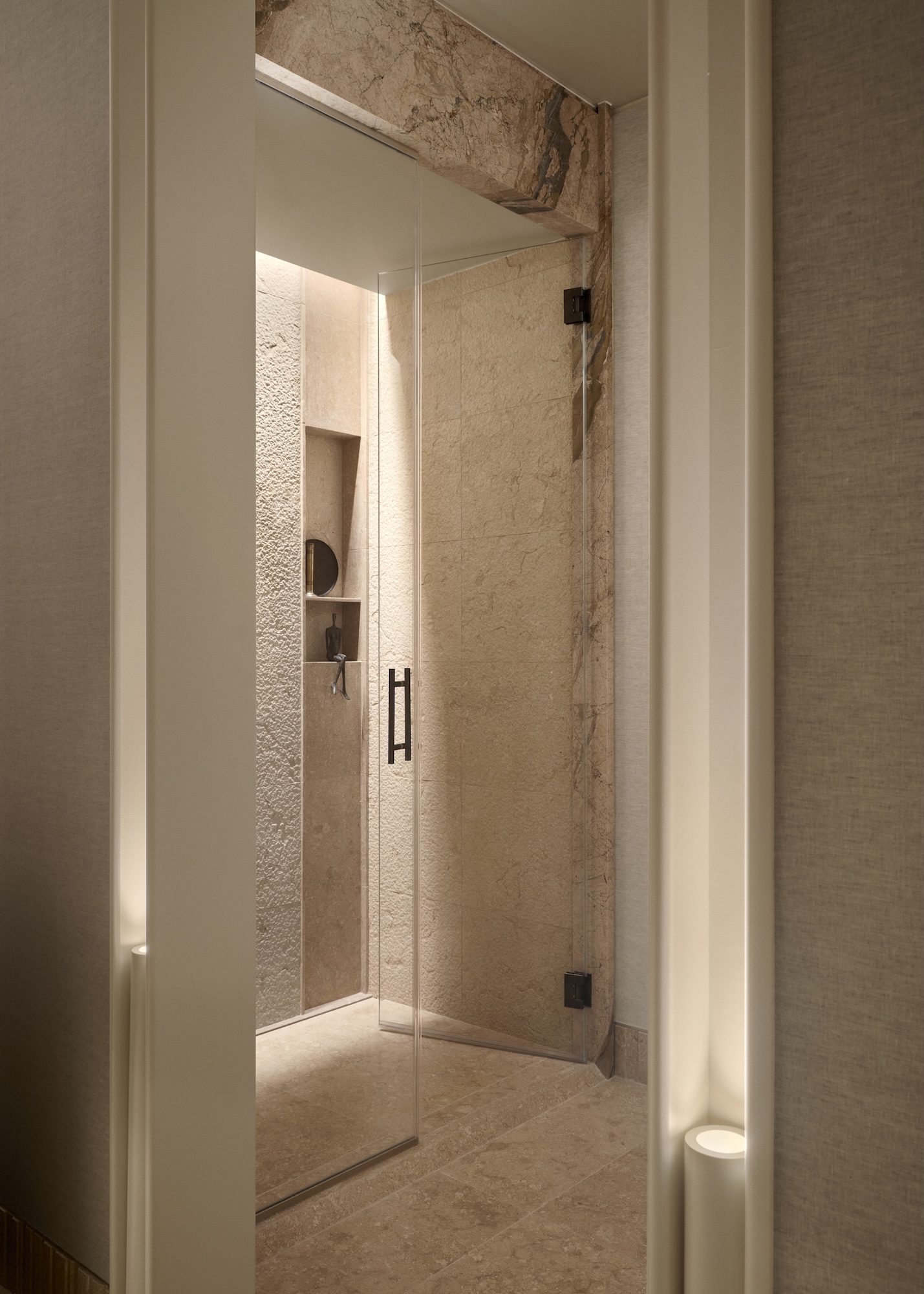 Robbins-Architecture-Kips-Bay-Showhouse-New-York-Kasumi-Shower