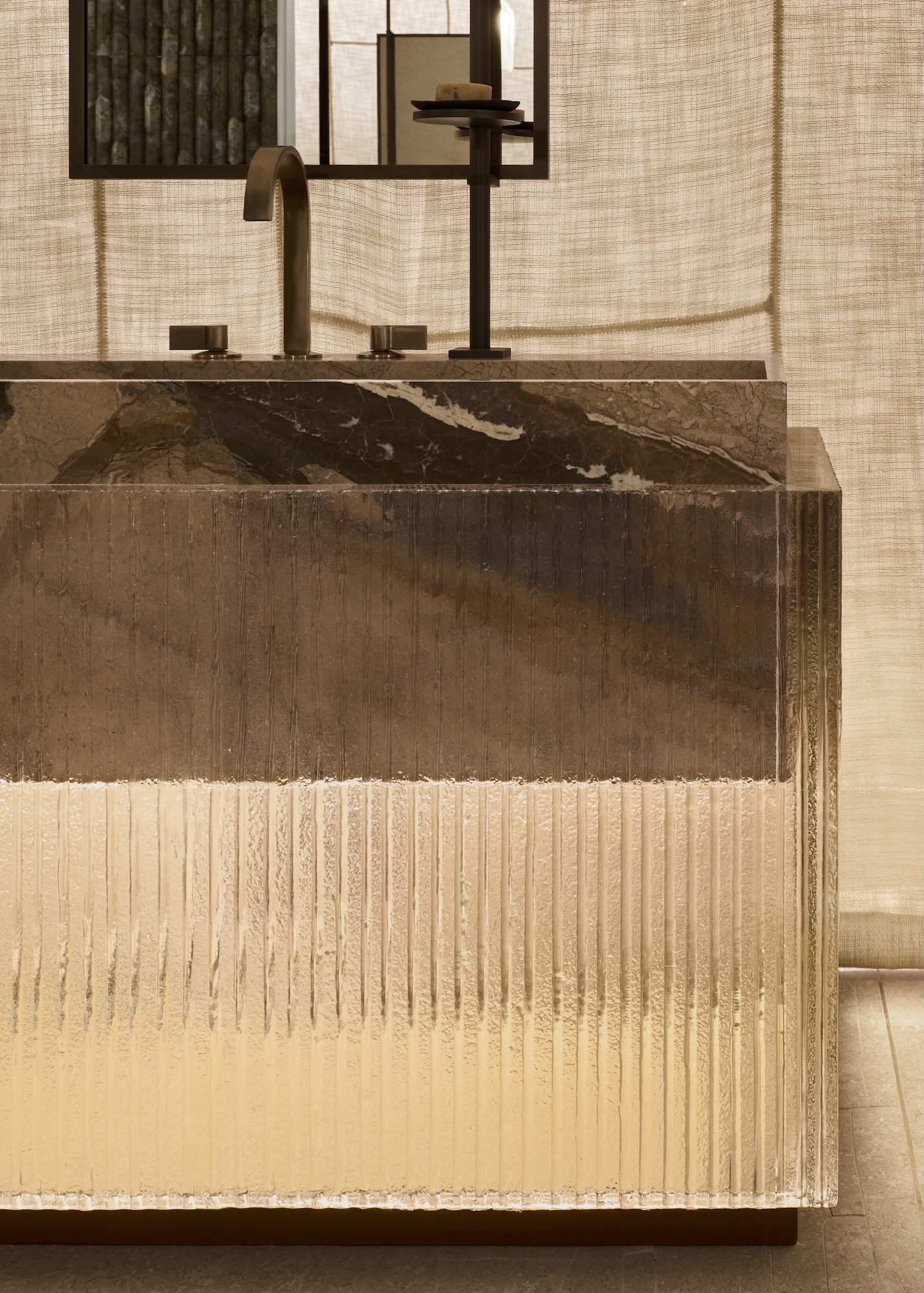 Robbins-Architecture-Kips-Bay-Showhouse-New-York-Kasumi-Sink-Detail-Fluted-Glass